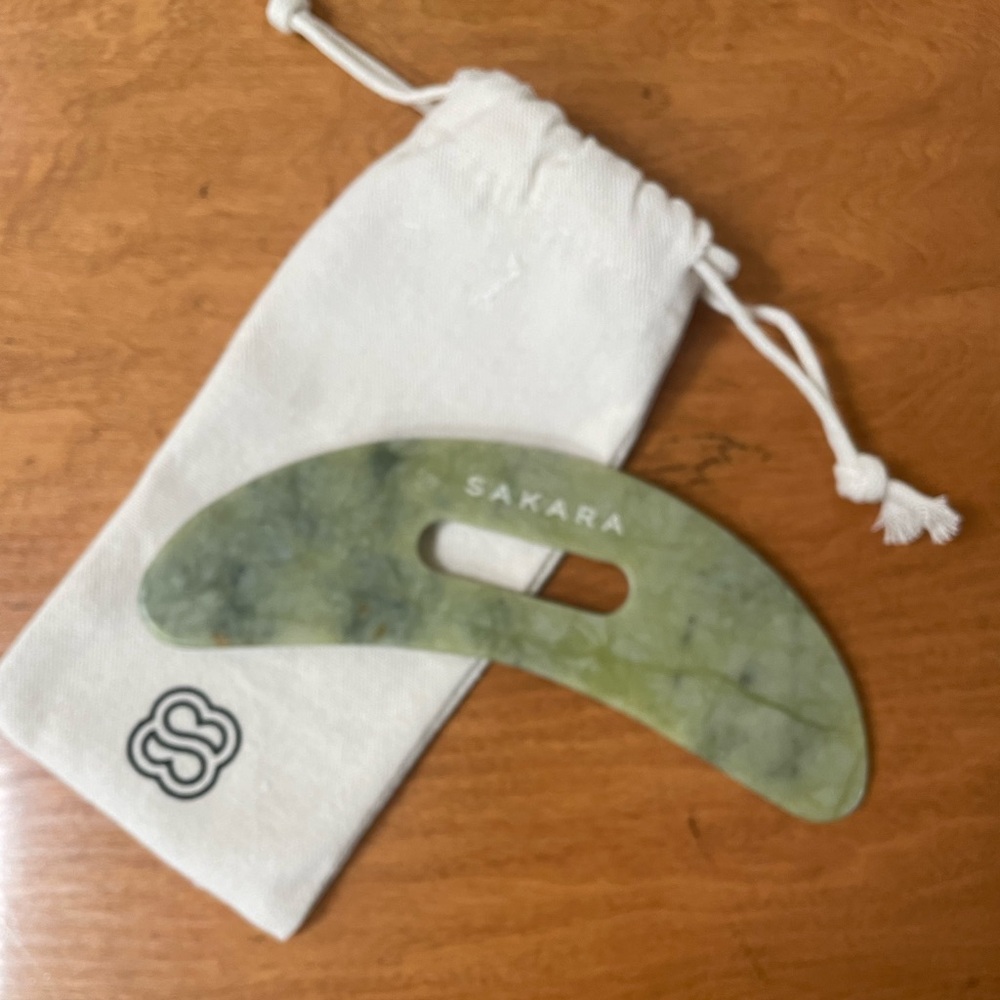 Sakara Jade Body Gua Sha Tool NWOT!